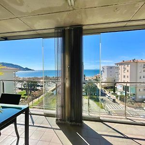 Apartamento de 2 Dormitorios
